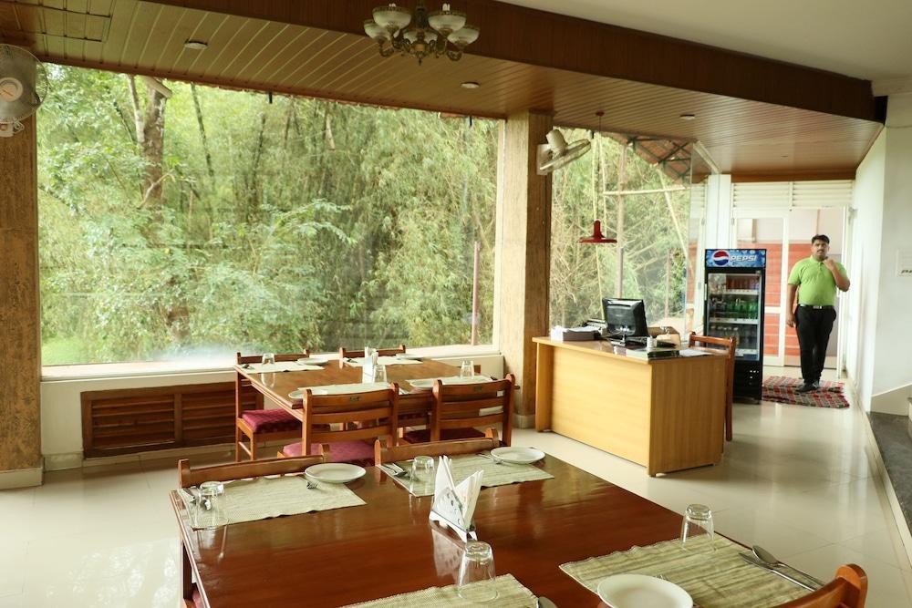 Jungle Park Resorts Текади Екстериор снимка